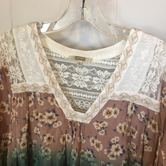 Gimmicks BKE Green Gables Dip Dye Blouse Small - Picture 9 of 16